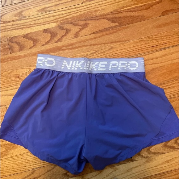 Nike Pro Shorts - Picture 2 of 3